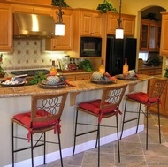 Traditional Light Wood Kitchen