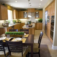 Traditional Light Wood Kitchen