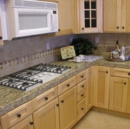 Traditional Light Wood Kitchen