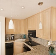 Traditional Light Wood Kitchen