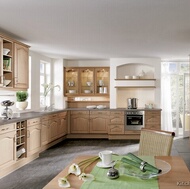 Traditional Light Wood Kitchen