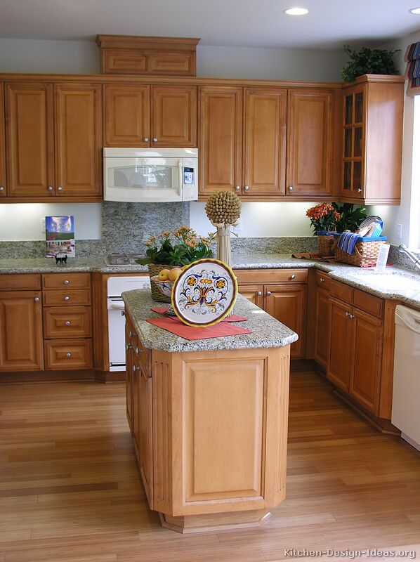 Pictures of Kitchens - Traditional - Light Wood Kitchen Cabinets (Page 2)