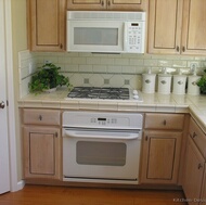 Traditional Light Wood Kitchen