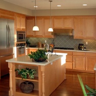 Traditional Light Wood Kitchen