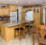 Traditional Light Wood Kitchen