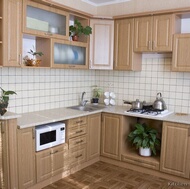 Traditional Light Wood Kitchen