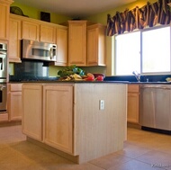 Traditional Light Wood Kitchen