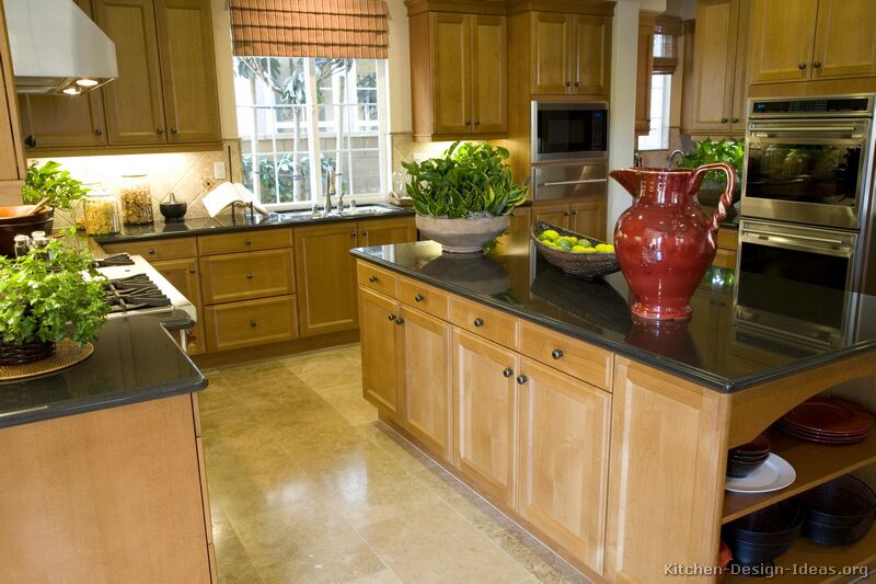 Kitchen Design Light Wood Cabinets : Hot Look: 40 Light Wood Kitchens