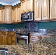 Traditional Light Wood Kitchen