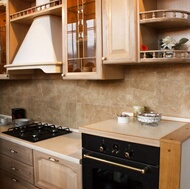 Traditional Light Wood Kitchen