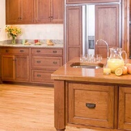 Traditional Light Wood Kitchen