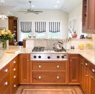 Traditional Light Wood Kitchen