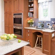 Traditional Light Wood Kitchen