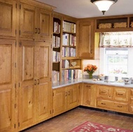 Traditional Light Wood Kitchen