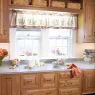 Traditional Light Wood Kitchen