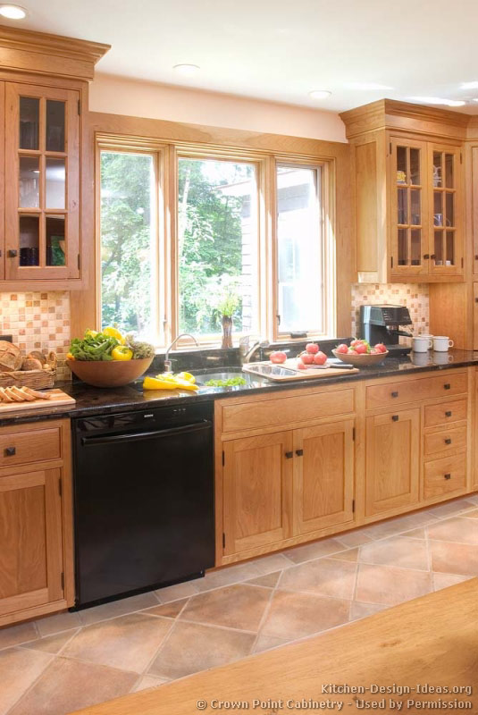 Shaker Kitchen Cabinets - Door Styles, Designs, and Pictures