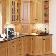 Traditional Light Wood Kitchen