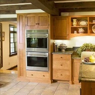 Traditional Light Wood Kitchen