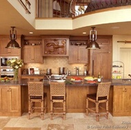 Traditional Light Wood Kitchen