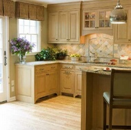 Traditional Light Wood Kitchen