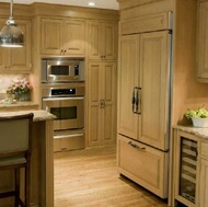 Traditional Light Wood Kitchen