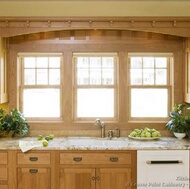 Traditional Light Wood Kitchen