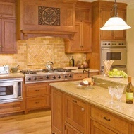 Traditional Light Wood Kitchen