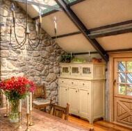 Traditional Light Wood Kitchen