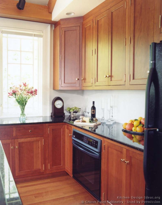 Shaker Kitchen Cabinets - Door Styles, Designs, and Pictures