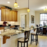 Traditional Light Wood Kitchen