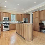 Traditional Light Wood Kitchen