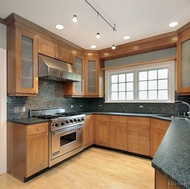 Traditional Light Wood Kitchen