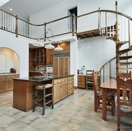 Traditional Light Wood Kitchen