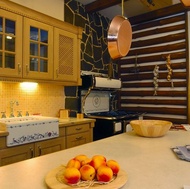 Traditional Light Wood Kitchen