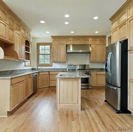 Traditional Light Wood Kitchen