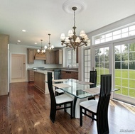 Traditional Light Wood Kitchen