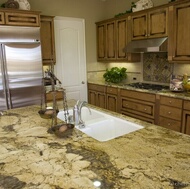 Traditional Medium Wood (Brown) Kitchen