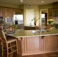 Traditional Medium Wood (Brown) Kitchen