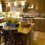 Traditional Medium Wood (Brown) Kitchen