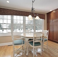 Traditional Medium Wood (Brown) Kitchen