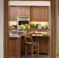 Traditional Medium Wood (Brown) Kitchen