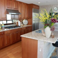 Traditional Medium Wood (Cherry) Kitchen