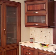 Traditional Medium Wood (Cherry) Kitchen