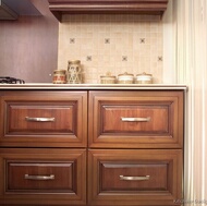 Traditional Medium Wood (Cherry) Kitchen