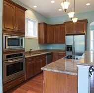 Traditional Medium Wood-Cherry Kitchen