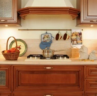 Traditional Medium Wood (Cherry) Kitchen