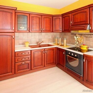 Traditional Medium Wood-Cherry Kitchen