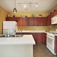 Traditional Medium Wood (Cherry) Kitchen