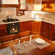 Traditional Medium Wood-Cherry Kitchen