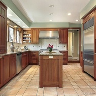 Traditional Medium Wood-Cherry Kitchen